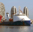 3月23日，“探索一号”科考船停靠在南海救助局三亚基地救助码头。新华社发（沙晓峰 摄） - 人民网