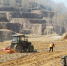迈入农业生产新阶段 ——甘肃省农业机械化工作综述 - 新华