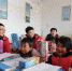 1月5日，三个合伙人来到甘肃贫困山区陇西汪家坡小学送去他们为孩子们购买的文体生活用品。 杨艳敏 摄 - 甘肃新闻