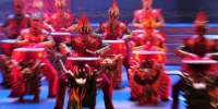 资料图：此次艺术周闭幕式上，大型乐舞《鼓舞中国》将作为“重头戏”激情上演。《鼓舞中国》是迄今为止全国荟萃中华鼓种和鼓舞类型最多的一台大型乐舞演出。 - 甘肃新闻
