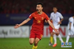 足球——世预赛：中国胜乌兹别克斯坦 - 人民网