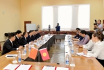 唐仁健率团访问吉尔吉斯斯坦 加强人文交流 促进民心相通 - 外事侨务办