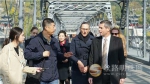 百年中山桥迎来贵客 - 甘肃省广播电影电视