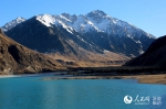 新疆天山深处神奇的高原湖 - 人民网