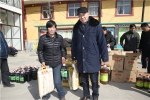 省工商局在夏河县开展新春送温暖活动 - 工商局