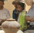 资料图：马家窑彩陶精品在嘉峪关长城博物馆展出。　徐雪 摄 - 甘肃新闻