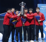 世乒赛：中国队捧得斯韦思林杯 - 人民网