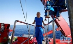 “深海勇士”号迄今年龄最大乘客：82岁汪品先院士在南海下潜获重要发现 - 人民网