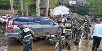 定西市组织七县区民兵奔赴岷县救灾 - 人民网