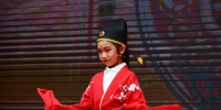 甘肃兰州：吟唱经典 欢庆“六一” - 人民网