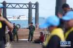 泰国普吉岛涉中国游客船只倾覆事故救援正在进行 - 人民网