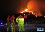 美国加州山火肆虐 - 人民网