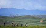 自行车——甘南藏地传奇自行车赛开赛 - 中国甘肃网