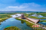图为兰州新区已建成的湿地公园。 宫旭摄 - 甘肃新闻