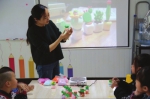 平凉80后女艺人用黏土塑造童话世界 - 中国甘肃网