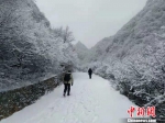 甘肃多地迎春雪局地或有暴雪 连续发布天气预警 - 甘肃新闻