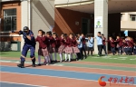 甘肃中小学将实现一键式紧急报警（图） - 中国甘肃网