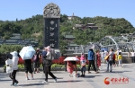 骄阳似火！黄河风情线成兰州市民游客的避暑首选之地（图） - 中国甘肃网