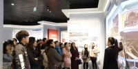 商学院党委组织师生党员参观甘肃省庆祝中华人民共和国成立70周年主题展览 - 兰州城市学院