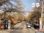 车辆进入中国农业科学院兰州兽研所。　艾庆龙 摄 - 甘肃新闻