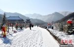 图为定西市渭源县渭河源景区迎冰雪旅游季。　吴鲁 摄 - 甘肃新闻