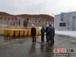 图为2月初，甘肃省生态环境厅执法人员对医院医疗废物处置进行现场督导检查。 - 甘肃新闻