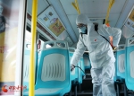 【甘肃全民战“疫”】记者带你去看兰州公交车如何消毒洗刷刷（视频） - 中国甘肃网