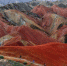 图为雨后的甘肃张掖丹霞的资料图，色彩斑斓。　杨艳敏 摄 - 甘肃新闻