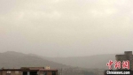 3月25日，甘肃省庆阳市镇原县多地出现大风沙尘天气。　李岩 摄 - 甘肃新闻