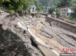 8月6日至7日，甘肃陇南市宕昌县出现大范围雷阵雨天气，部分地方暴发山洪。　高付军 摄 - 甘肃新闻