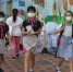 （港澳台·图文互动）（1）特写：“上学好开心”——香港在防疫常态化下迎接新学年 - 人民网