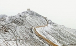 图说甘肃丨敦煌迎来今冬首场雪 - 中国甘肃网