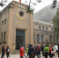 3月28日，参观者在陕西延安杨家岭革命旧址参观。 - 人民网