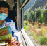 大凉山“慢火车”上的求学路 - 人民网