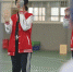 4月28日，在福州第二中学，学生在视力筛查中辨识视力表。 - 人民网