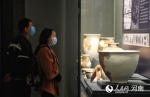 河南洛阳：博物馆内过假期 - 人民网