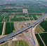 京德高速（一期工程）河北廊坊段（5月10日摄，无人机照片）。 - 人民网