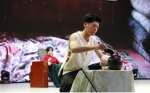 北京中学生展示经典戏剧 - 中国甘肃网