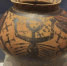 图为2021年6月拍摄的马家窑彩陶，图案类似古人“自画像”。(资料图) 艾庆龙 　摄 - 甘肃新闻