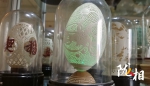 【陇人相】在蛋壳上雕刻的兰州艺人（125期） - 中国甘肃网