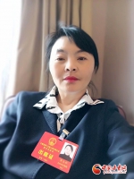 【汇聚她力量 建言话发展】女司机26年公交路 她把安全永远放在第一位 - 中国甘肃网